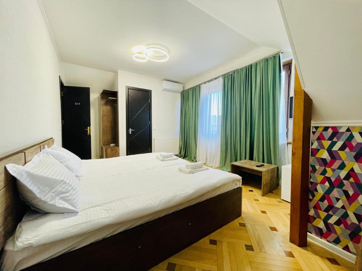 Quality Inn טביליסי מראה חיצוני תמונה